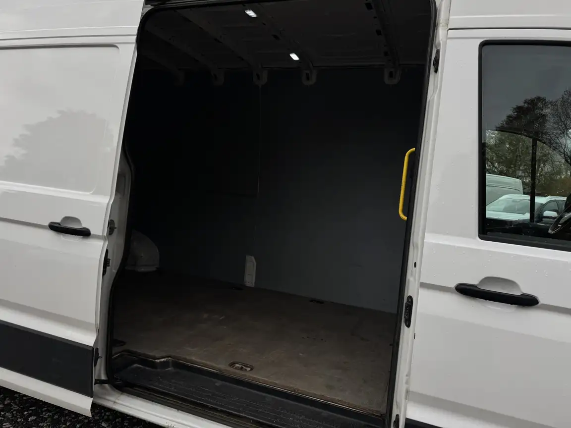 VOLKSWAGEN CRAFTER