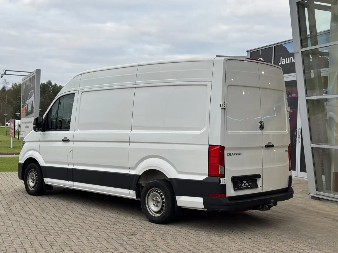 VOLKSWAGEN CRAFTER