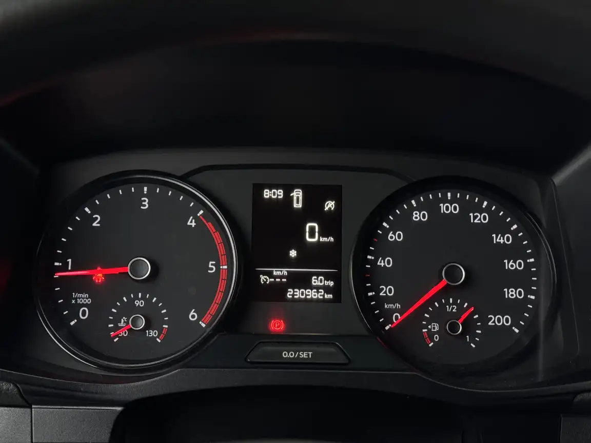 VOLKSWAGEN CRAFTER