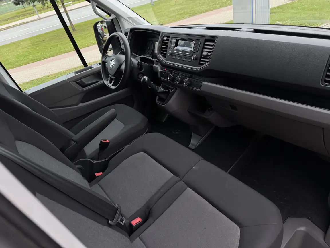VOLKSWAGEN CRAFTER