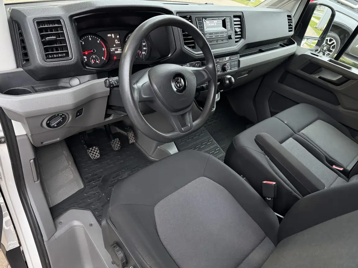 VOLKSWAGEN CRAFTER