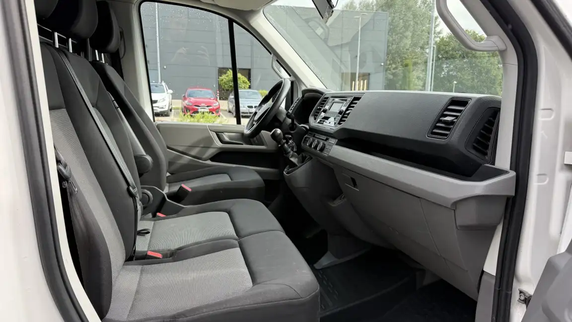 VOLKSWAGEN CRAFTER