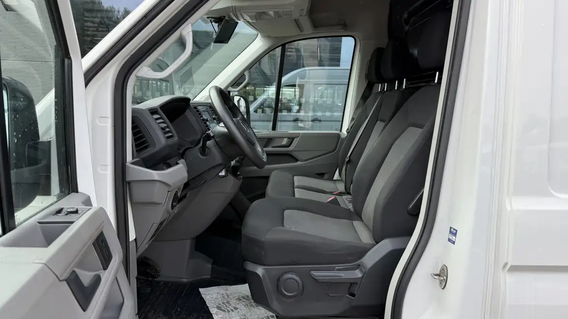 VOLKSWAGEN CRAFTER