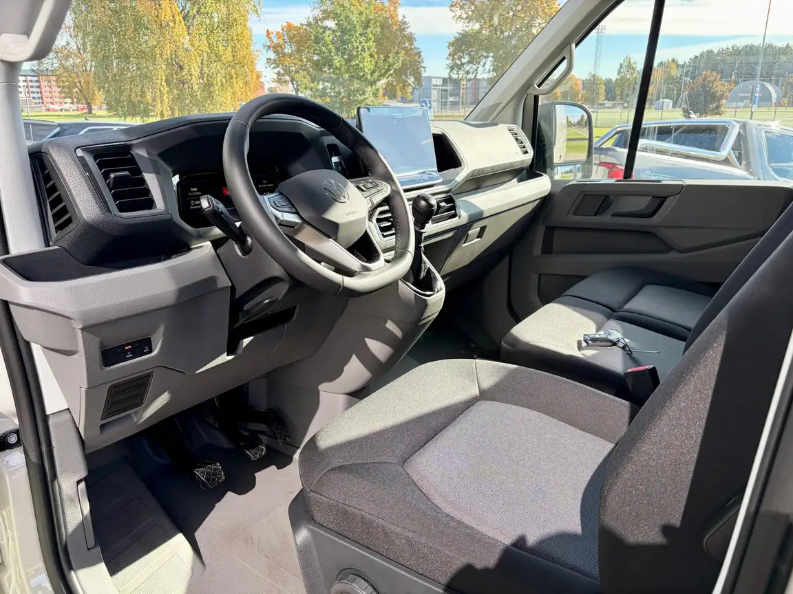 VOLKSWAGEN CRAFTER