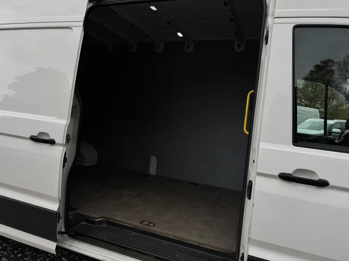 VOLKSWAGEN CRAFTER