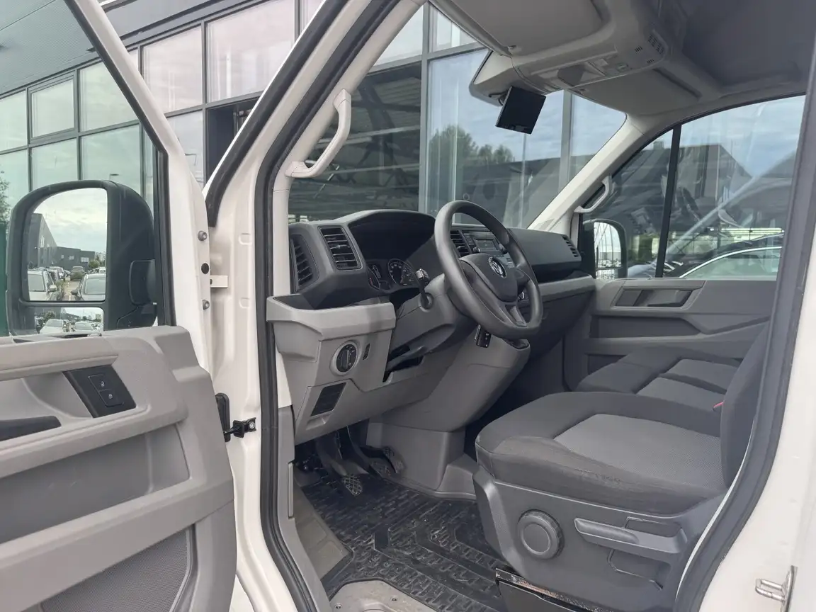VOLKSWAGEN CRAFTER