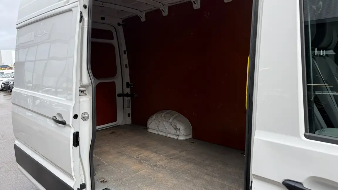 VOLKSWAGEN CRAFTER