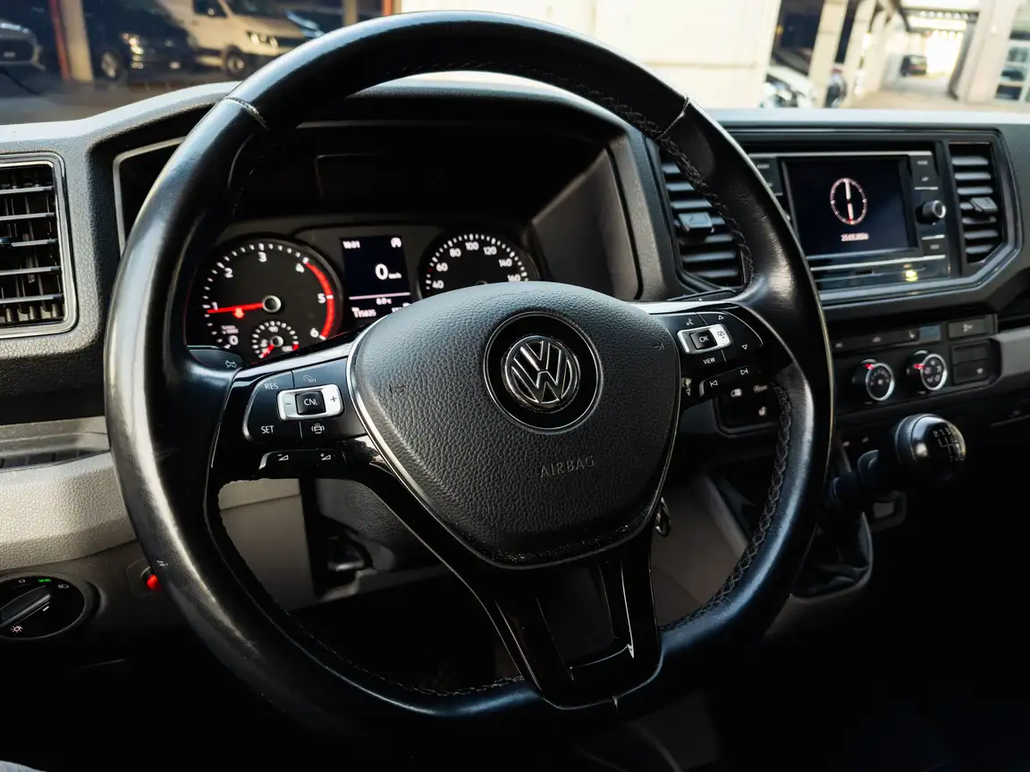VOLKSWAGEN CRAFTER