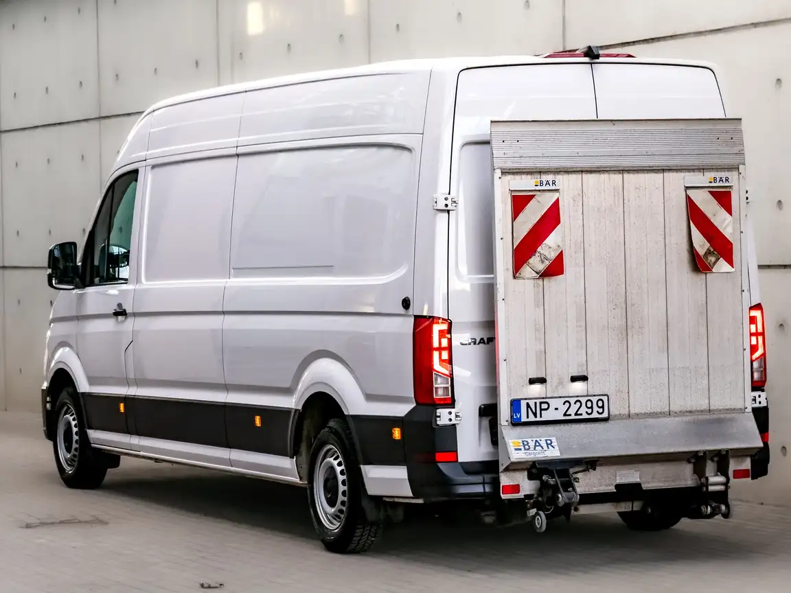 VOLKSWAGEN CRAFTER