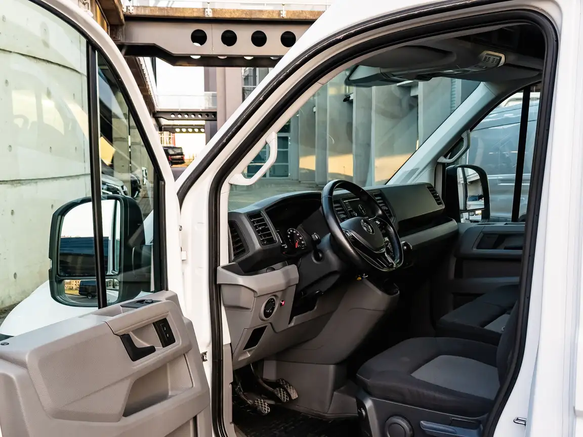 VOLKSWAGEN CRAFTER