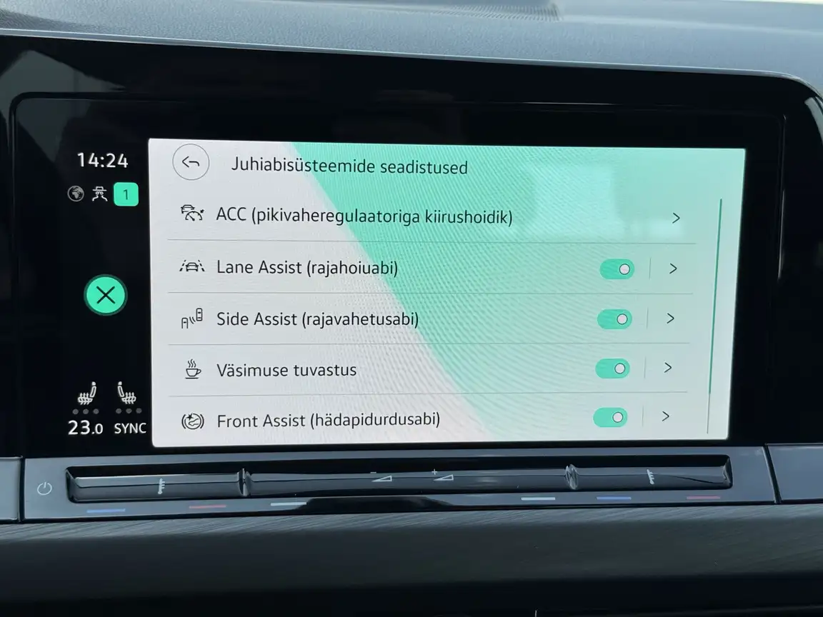 VOLKSWAGEN GOLF