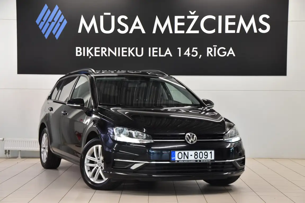 VOLKSWAGEN GOLF
