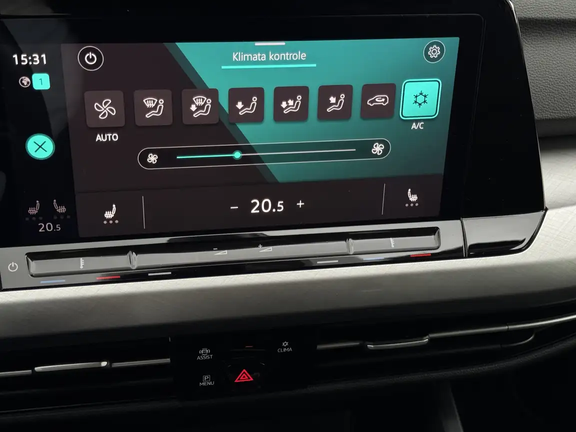VOLKSWAGEN GOLF