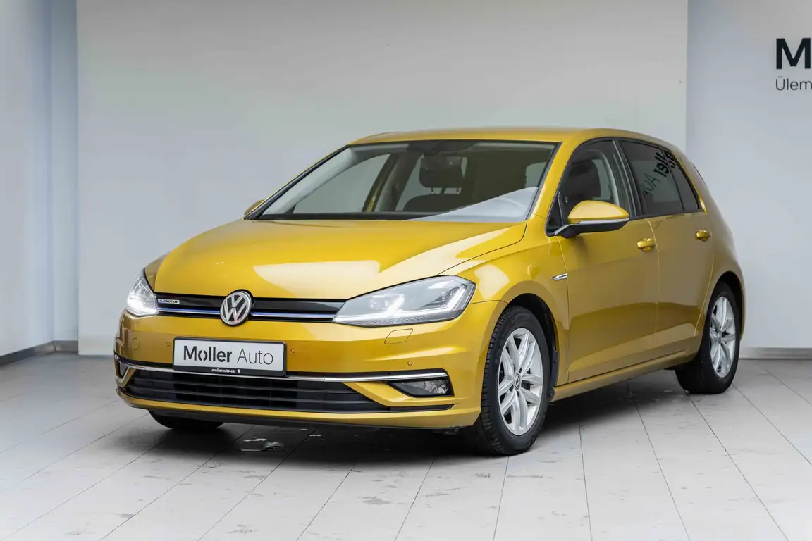 VOLKSWAGEN GOLF