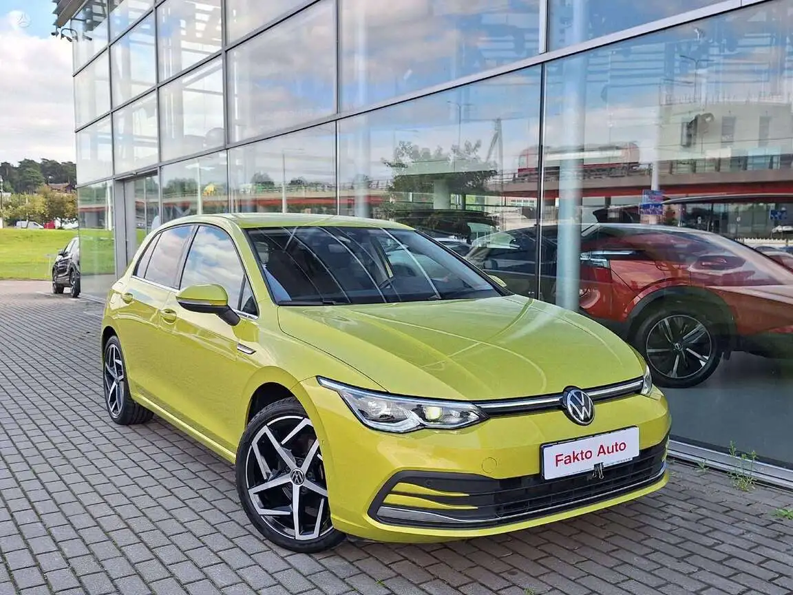 VOLKSWAGEN GOLF