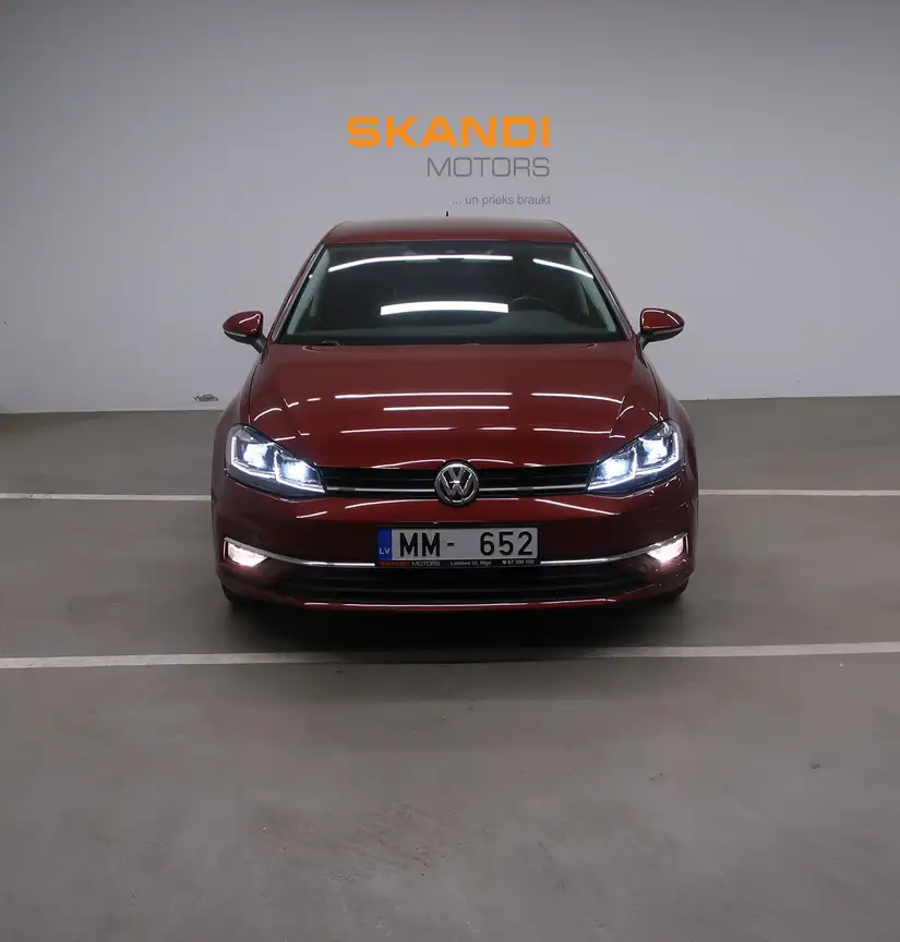 VOLKSWAGEN GOLF