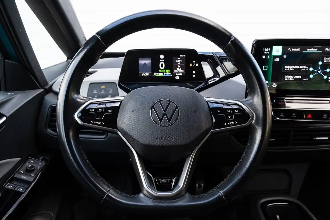 VOLKSWAGEN ID.3
