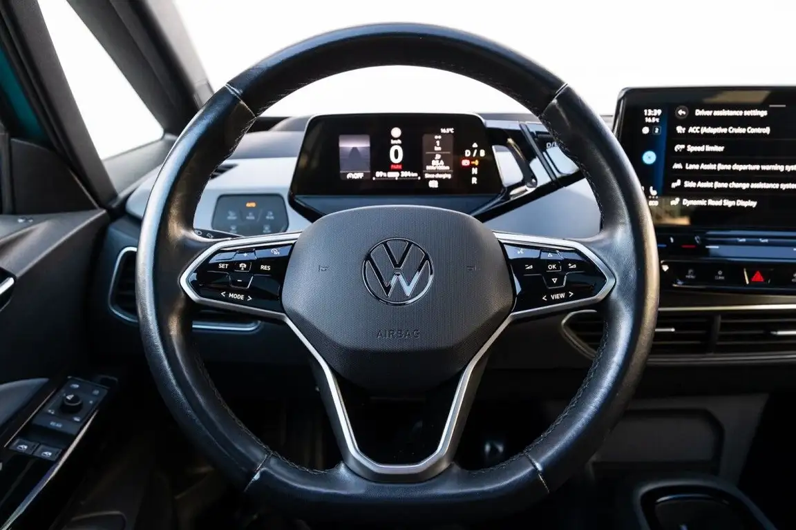 VOLKSWAGEN ID.3