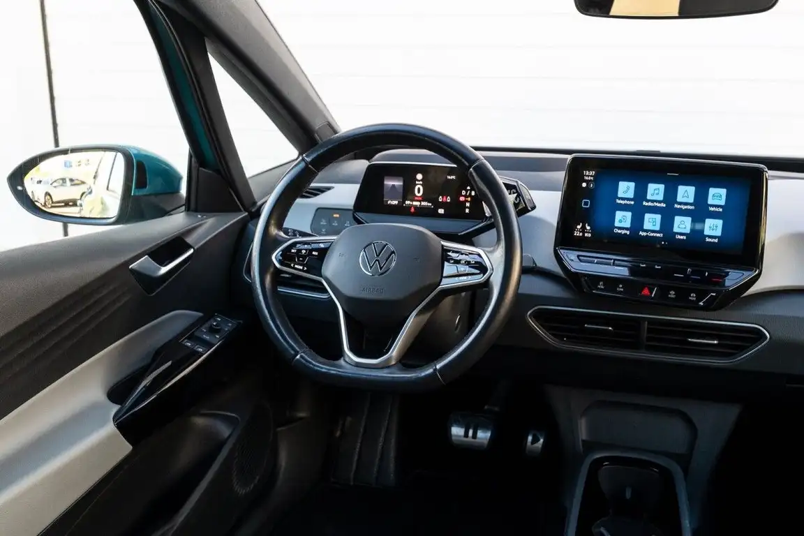 VOLKSWAGEN ID.3