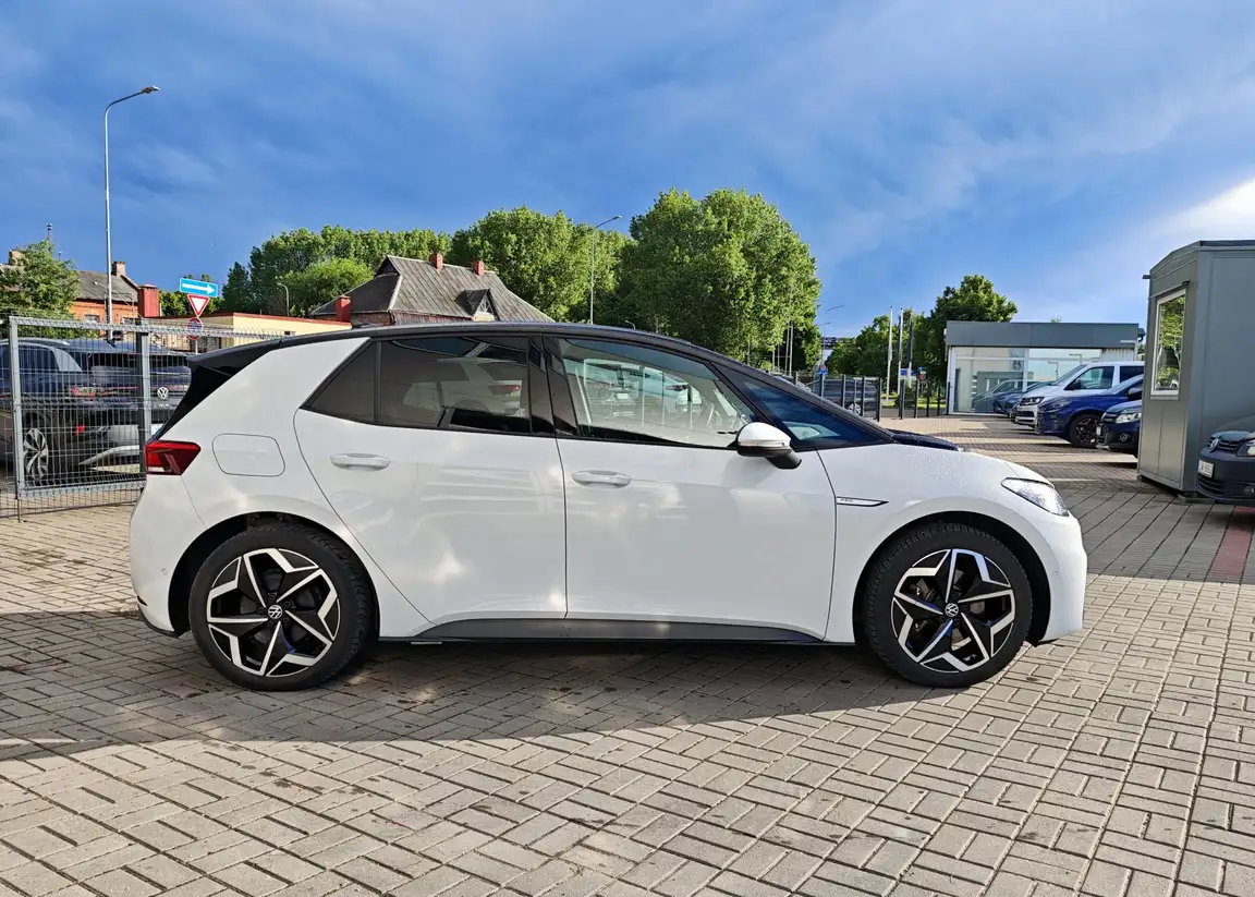 VOLKSWAGEN ID.3