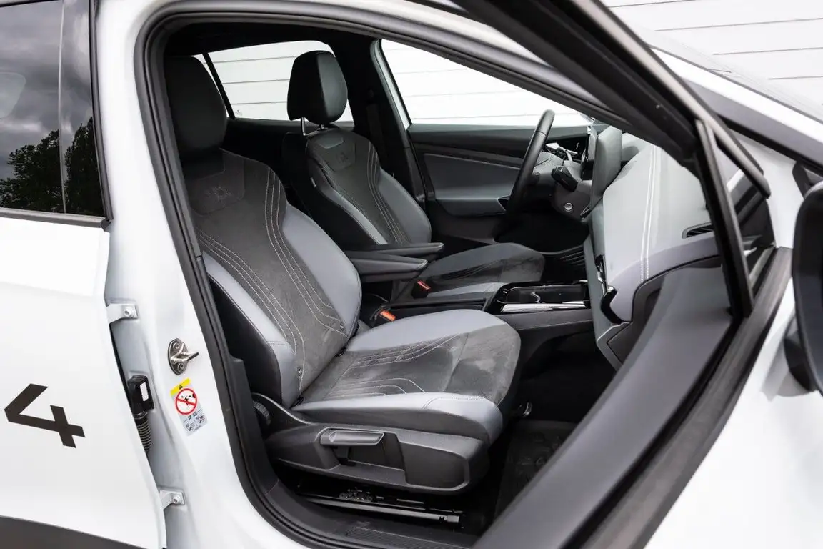 VOLKSWAGEN ID.4