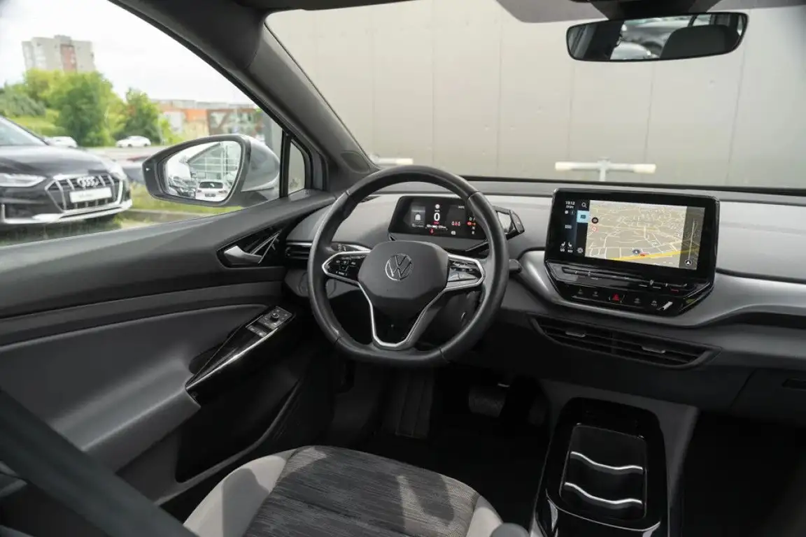 VOLKSWAGEN ID.4