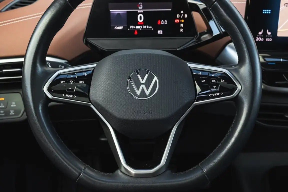 VOLKSWAGEN ID.5