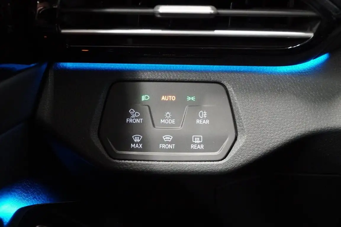 VOLKSWAGEN ID.5