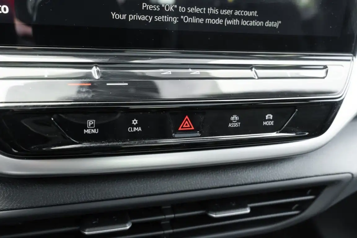 VOLKSWAGEN ID.5