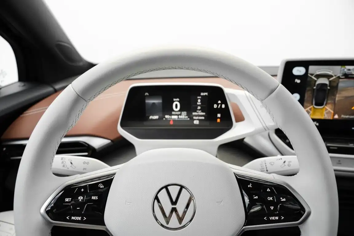 VOLKSWAGEN ID.5