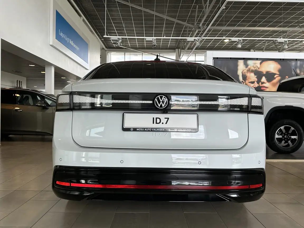VOLKSWAGEN ID.7