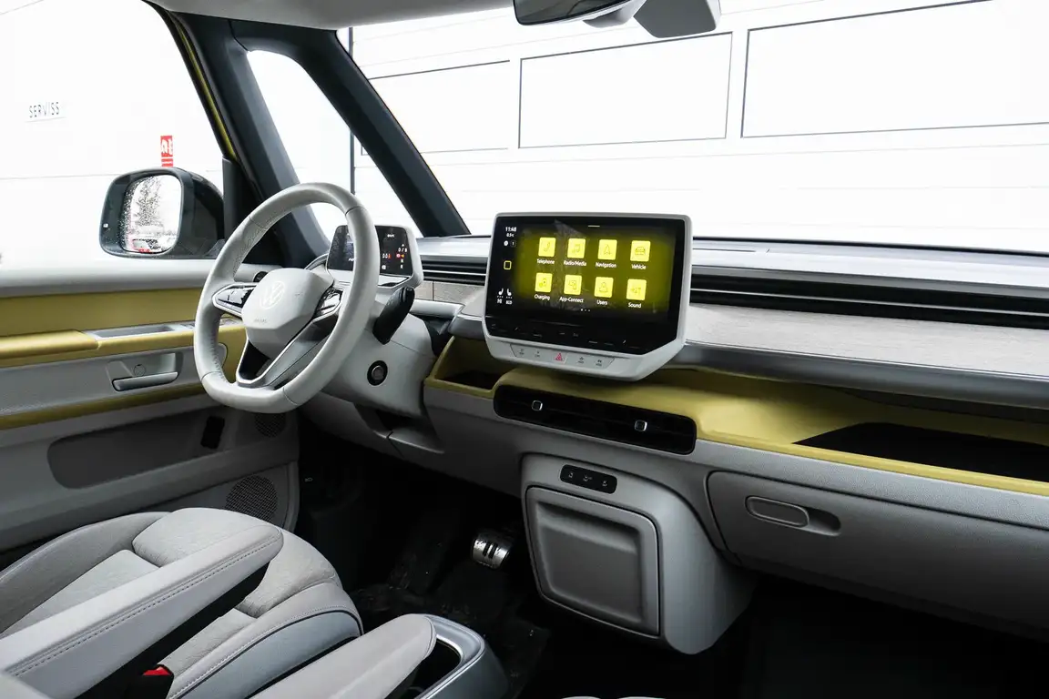 VOLKSWAGEN ID. BUZZ