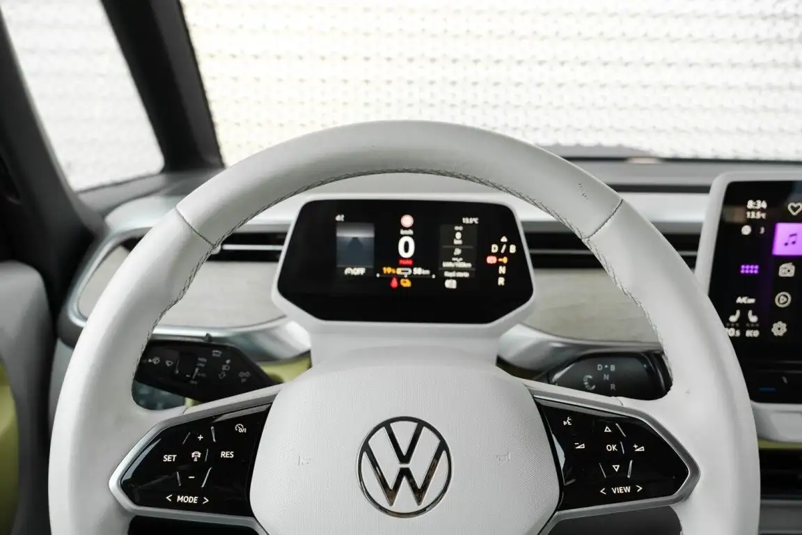 VOLKSWAGEN ID. BUZZ