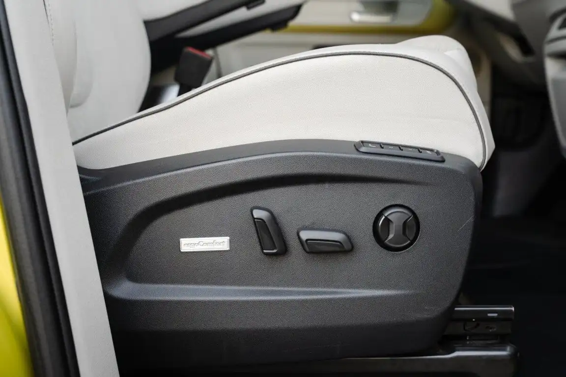 VOLKSWAGEN ID. BUZZ