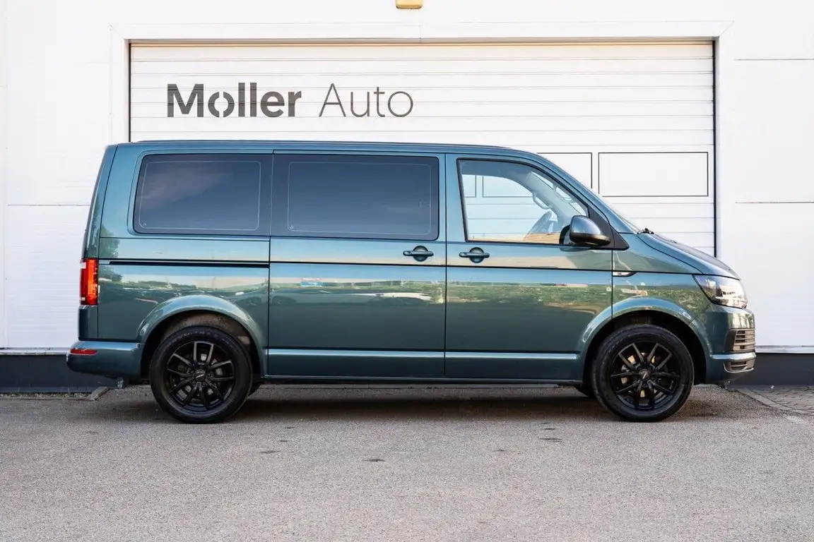 VOLKSWAGEN MULTIVAN