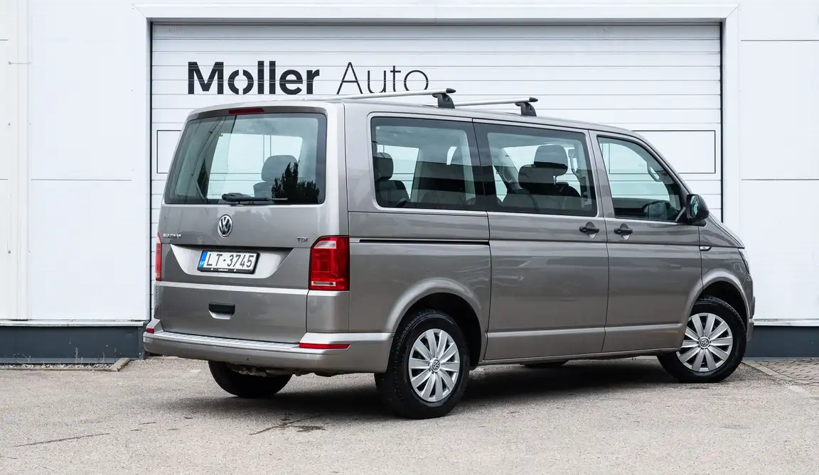 VOLKSWAGEN MULTIVAN