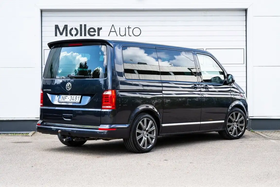 VOLKSWAGEN MULTIVAN