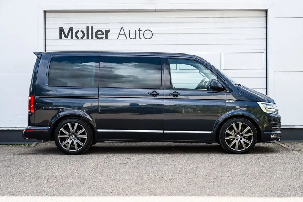 VOLKSWAGEN MULTIVAN