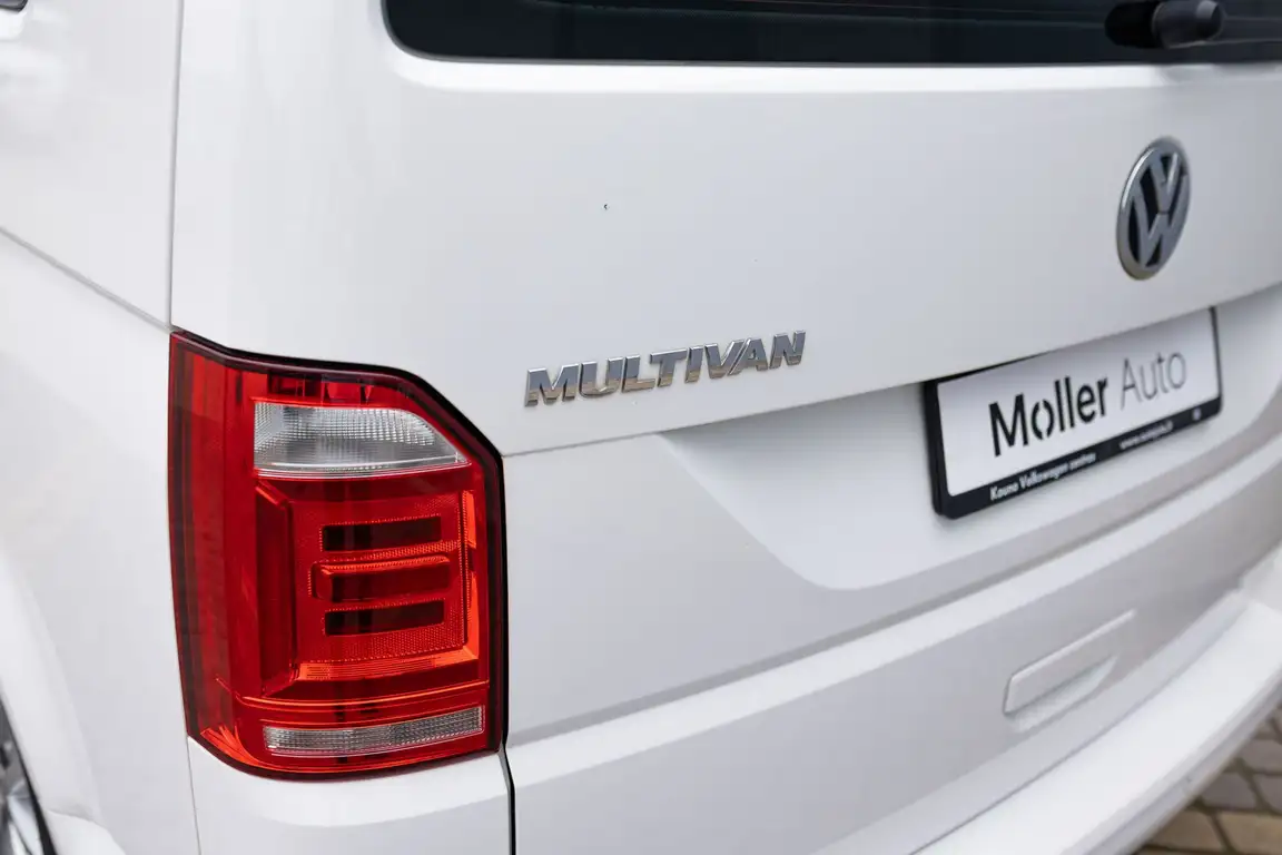 VOLKSWAGEN MULTIVAN