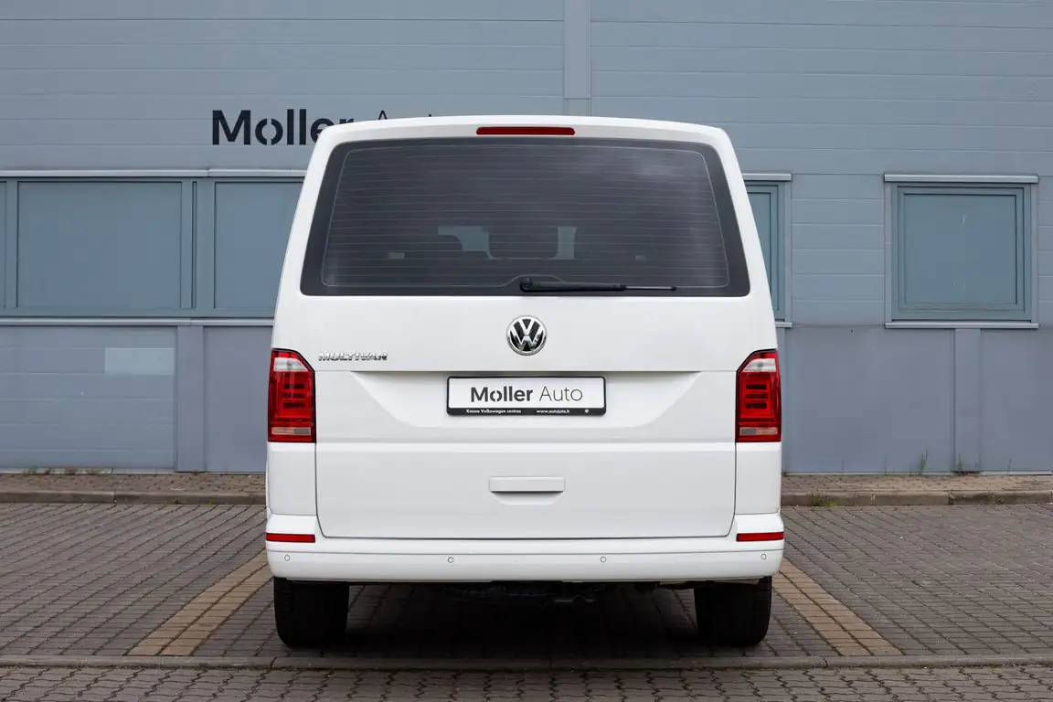 VOLKSWAGEN MULTIVAN