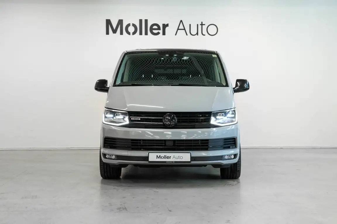 VOLKSWAGEN MULTIVAN