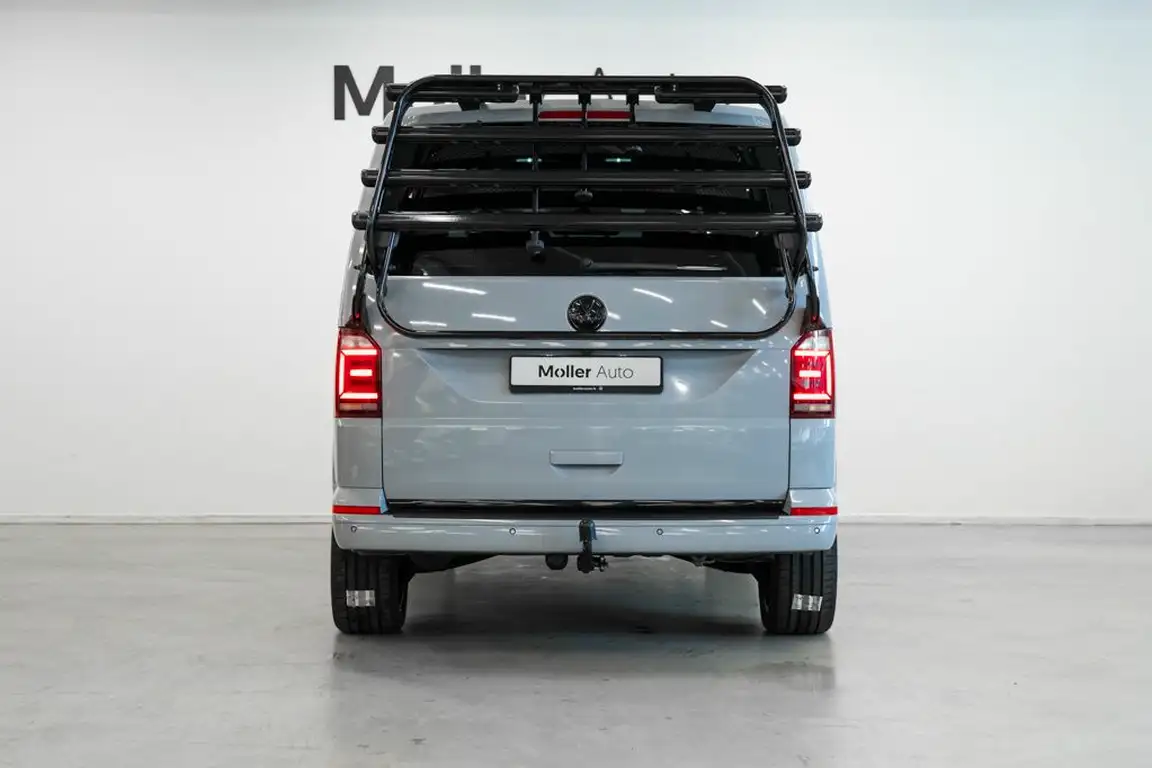 VOLKSWAGEN MULTIVAN