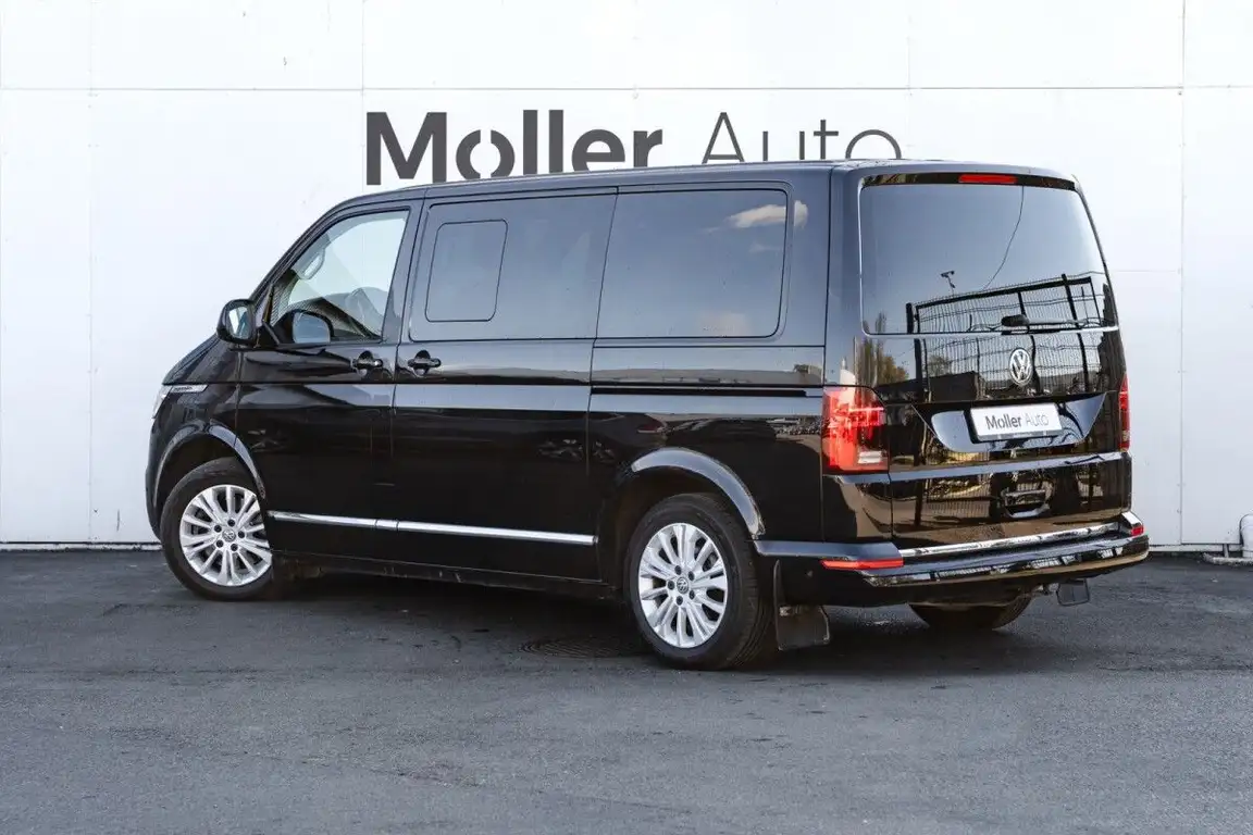VOLKSWAGEN MULTIVAN