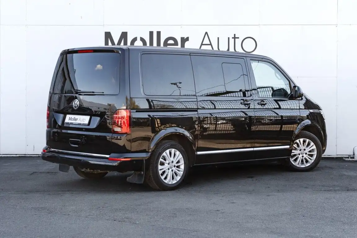 VOLKSWAGEN MULTIVAN