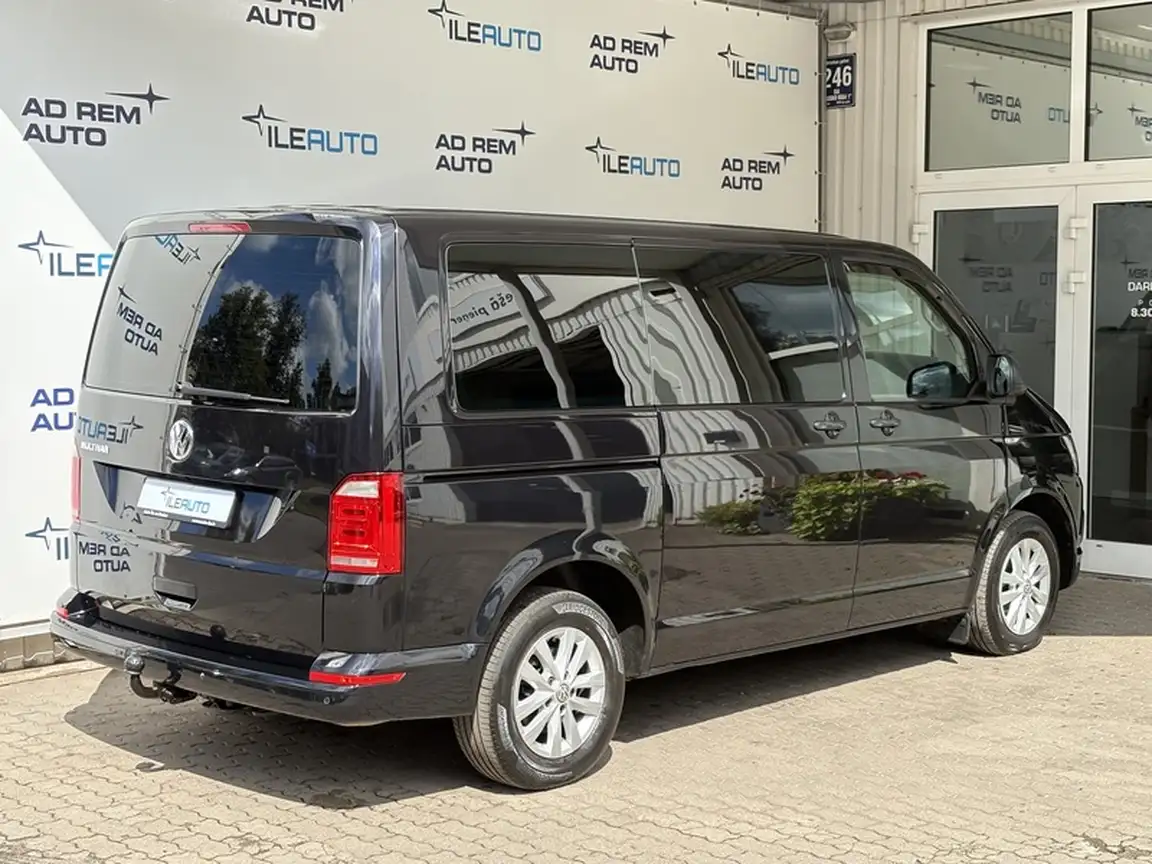 VOLKSWAGEN MULTIVAN