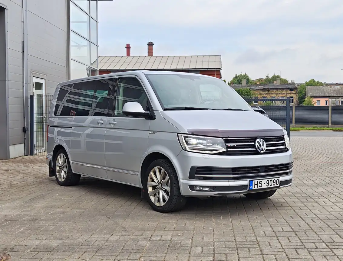 VOLKSWAGEN MULTIVAN