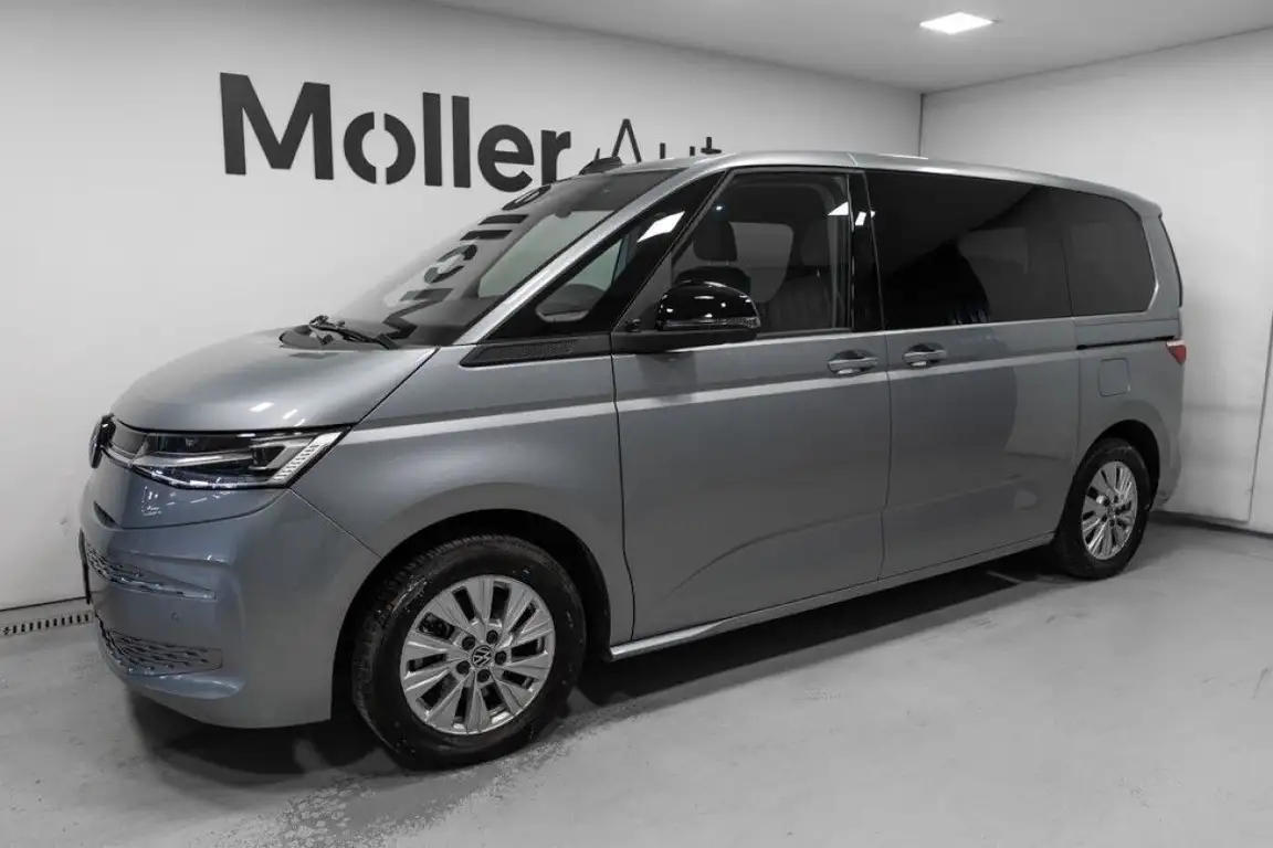 VOLKSWAGEN MULTIVAN