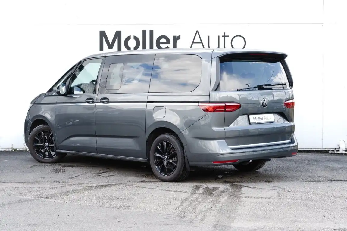 VOLKSWAGEN MULTIVAN