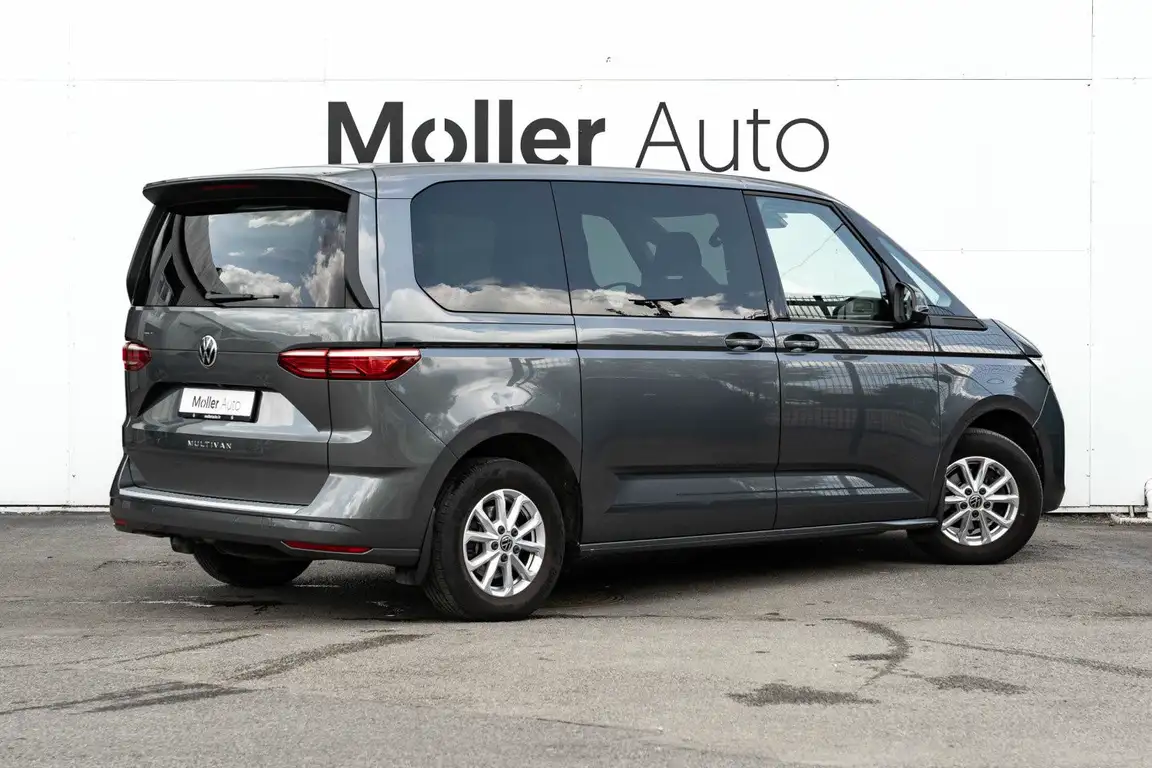 VOLKSWAGEN MULTIVAN