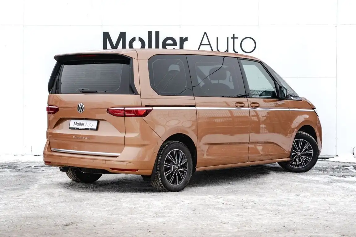 VOLKSWAGEN MULTIVAN